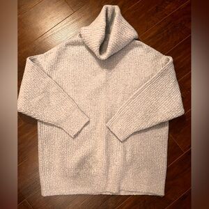 Grey oversized turtleneck